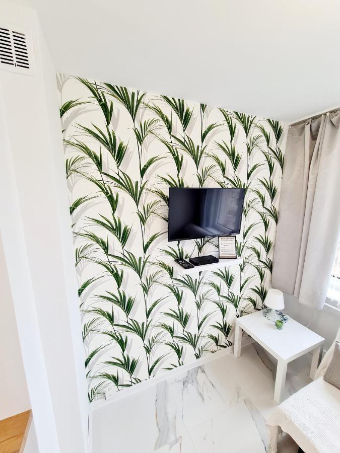 Apartment Z Widokiem Na Jezioro